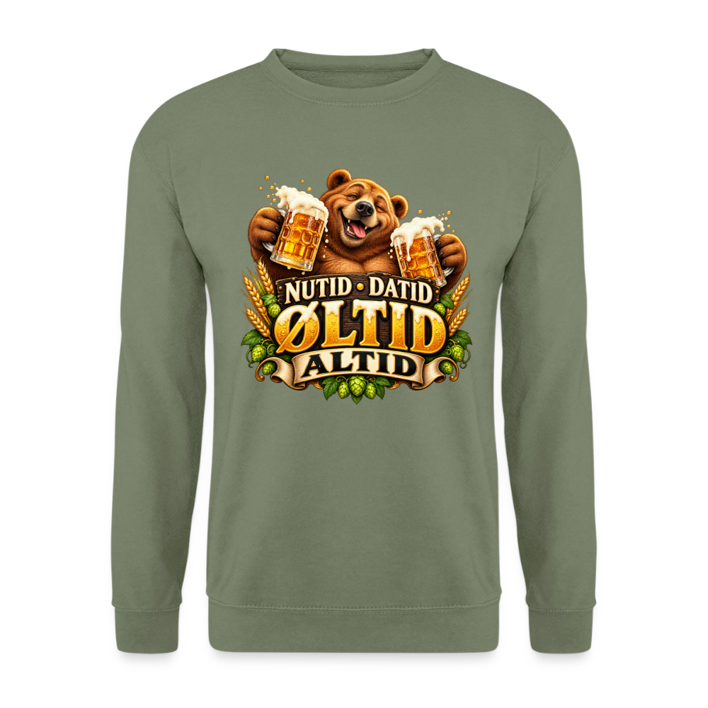CityShirts - Sweatshirt - Nutid, datid, øltid – altid - CS006 - militærgrøn