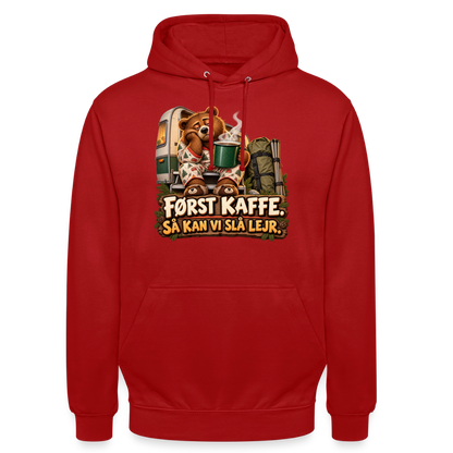 CityShirts - Hoodie - Først kaffe – Så kan vi slå lejr - CS043 - rød