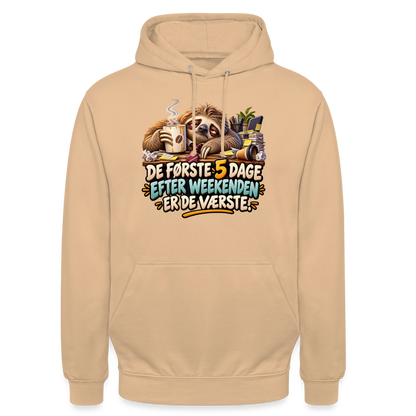 CityShirts - Hoodie - De første 5 dage efter weekenden er de værste - CS023 - fersken