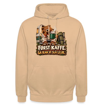 CityShirts - Hoodie - Først kaffe – Så kan vi slå lejr - CS043 - fersken