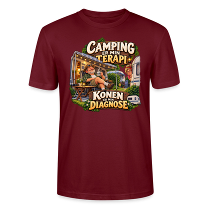 CityShirts - T-shirt - Camping er min terapi – Konen er min diagnose - CS032 - burgunder-rød