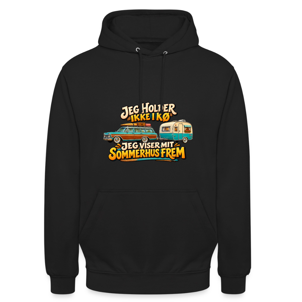 CityShirts - Hoodie - Jeg holder ikke i kø – Jeg viser mit sommerhus frem - CS034 - sort